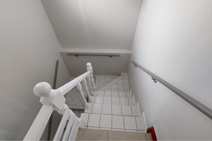 3 Bedroom Property for Sale in Bridgetown Western Cape